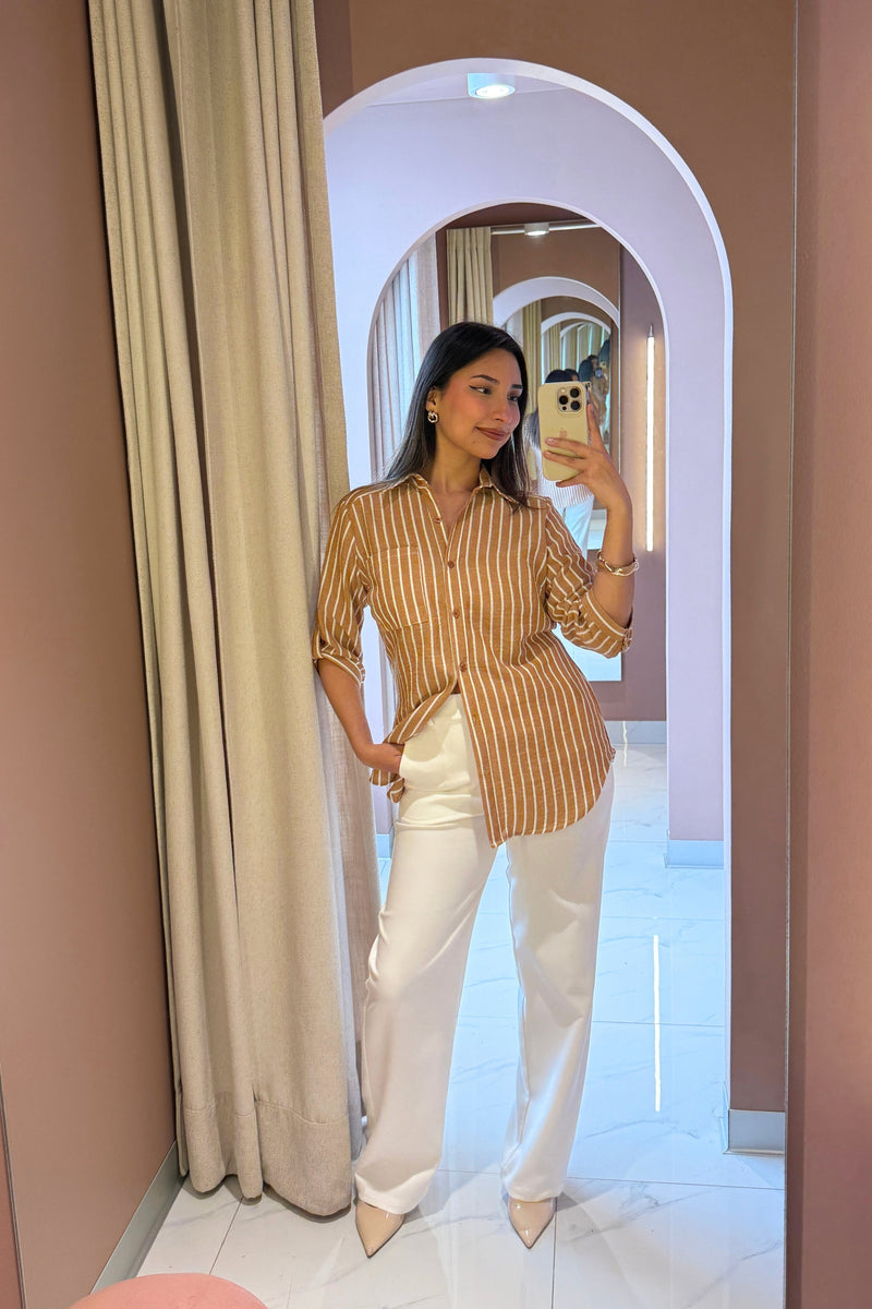 Blusa Fiorella Camel
