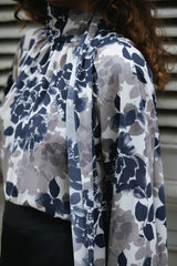 Blusa Soraida Azul Floral Print