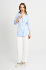 Blusa Fiorella Rayas Celeste